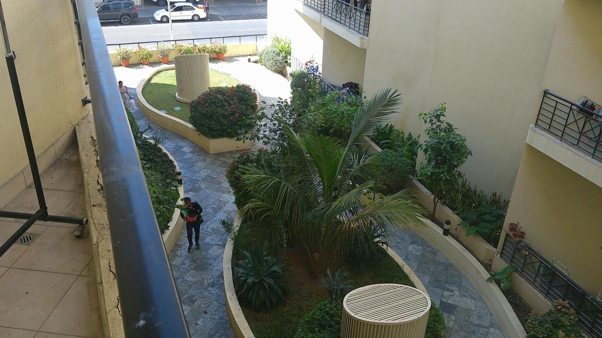 Ruby Star Hostel Dubai F2 Buitenkant foto
